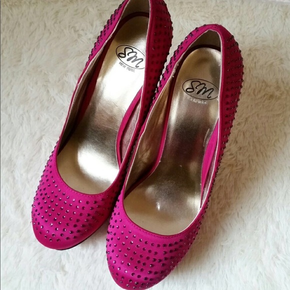 SM New York pink satin rhinestone platform pumps - Picture 2 of 8